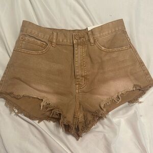 3/$75 NWT BDG Cheeky Short Size 28